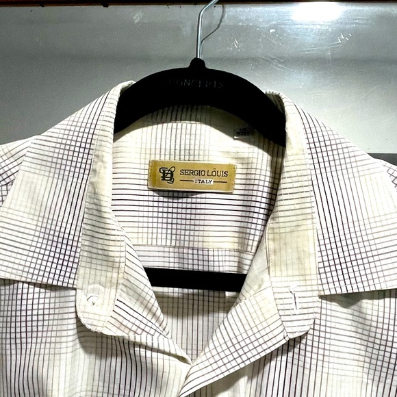 Sergio Loius Button-Down Short Sleeves in flannel cross hatch pattern - Picture 3 of 5